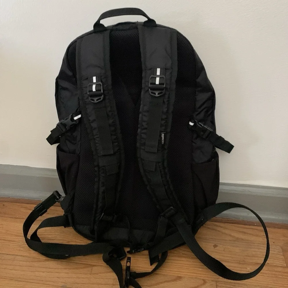 Pac-safe Venturesafe 25L GII Black Backpack